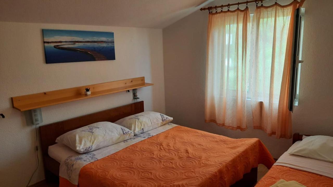 Apartmani Krpeta Pakoštane Zewnętrze zdjęcie