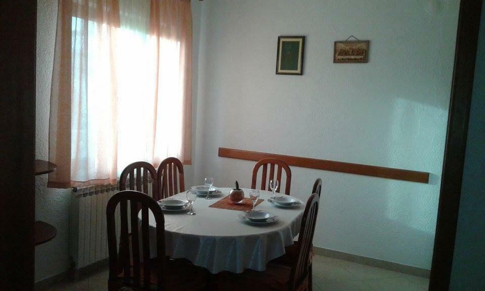 Apartmani Krpeta Pakoštane Zewnętrze zdjęcie